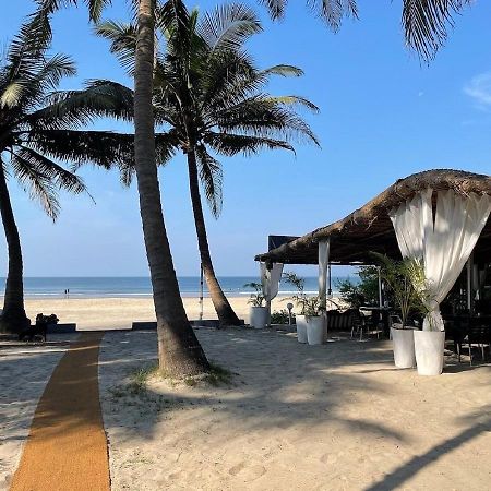 Mamagoa Beach Resort Mandrem Exterior photo